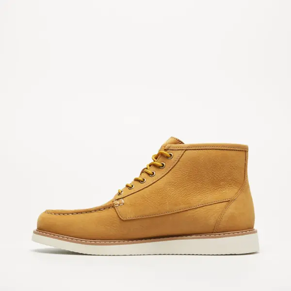 NEWMARKET MID LACE UP CHUKKA BOOT